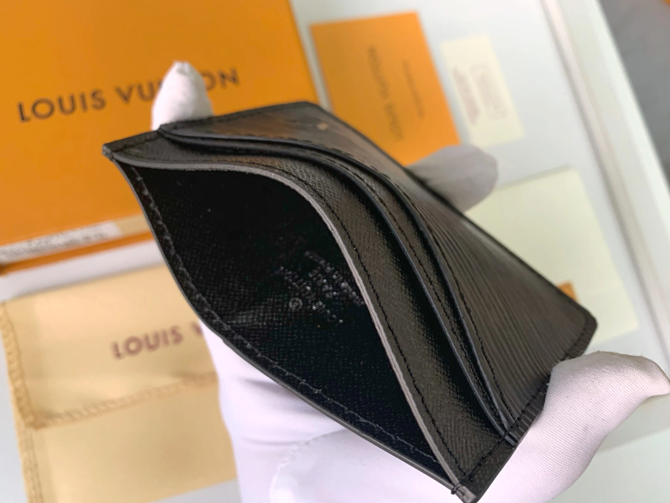 Comfortable 6744 Louis Vuitton Card Case
