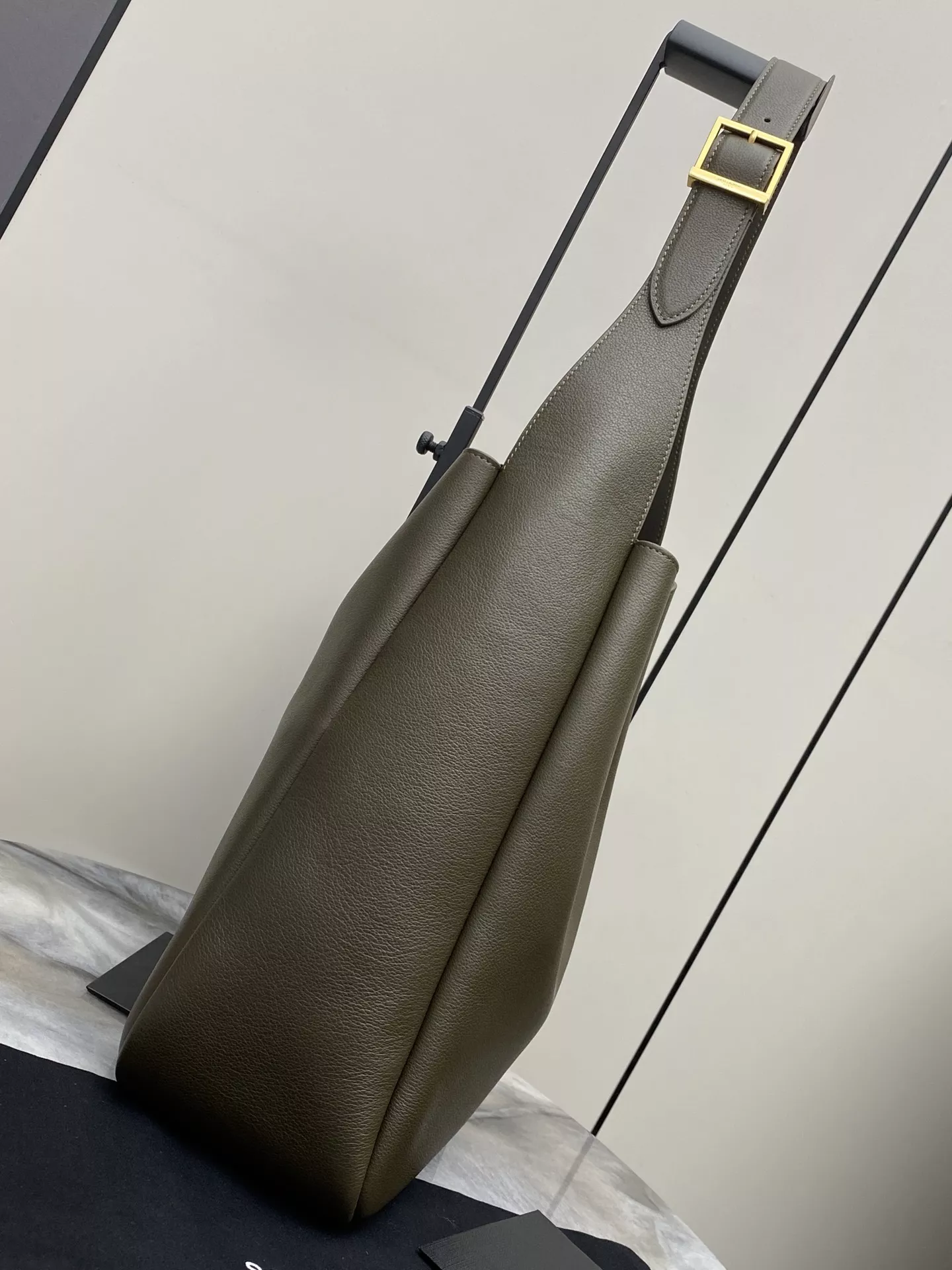 Comfortable 689 Yves Saint Laurent YSL AAA Quality Shoulder Bags For Women