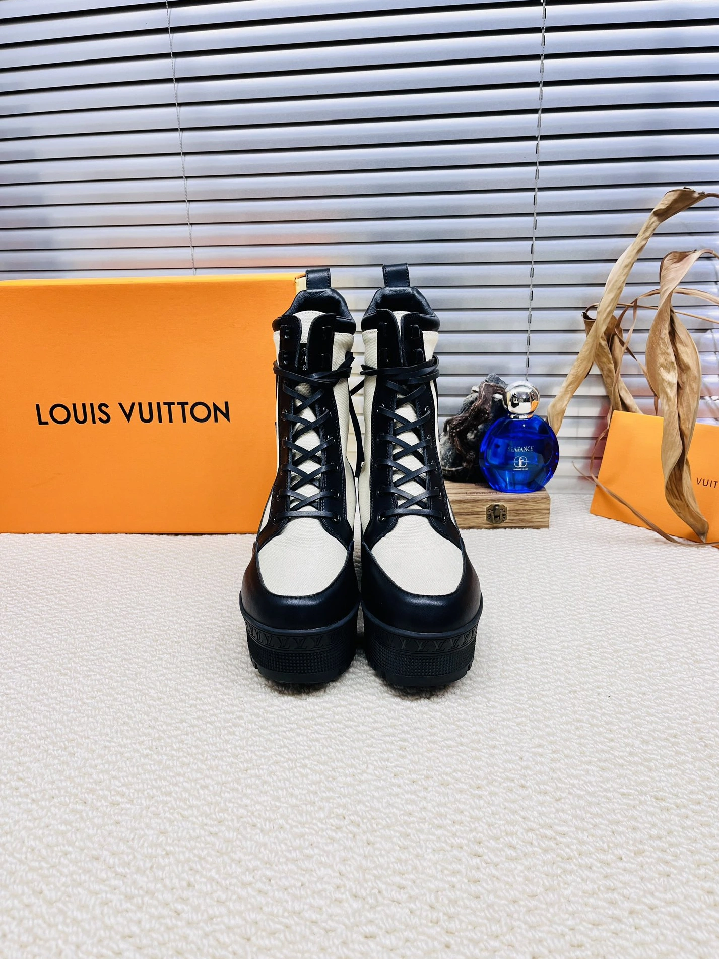 Comfortable 692 Louis Vuitton Boots For Women