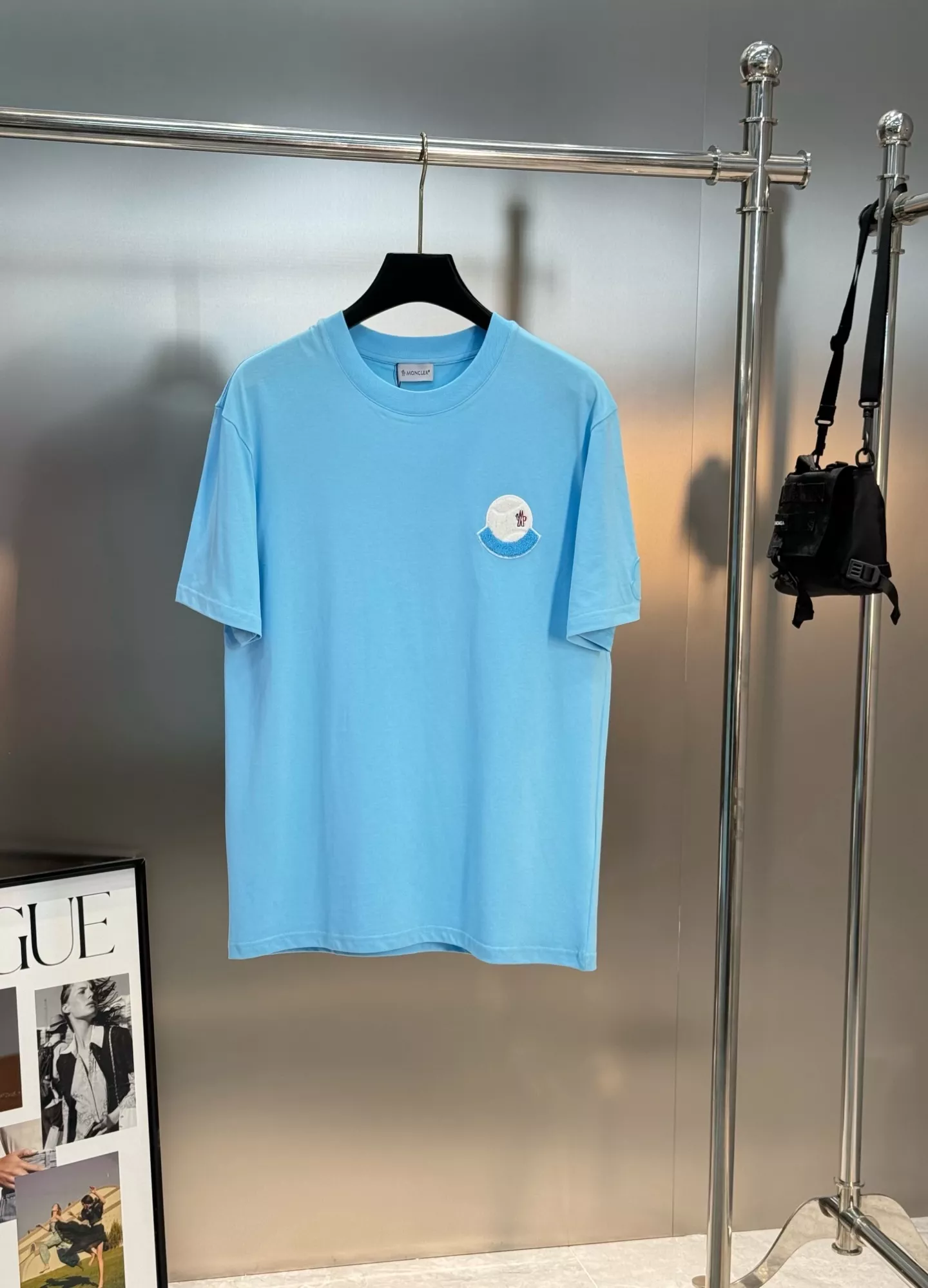 Comfortable 694 Moncler T-Shirts Short Sleeved For Men