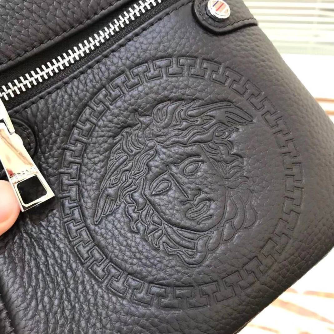 Comfortable 6981 Versace AAA Man Messenger Bags