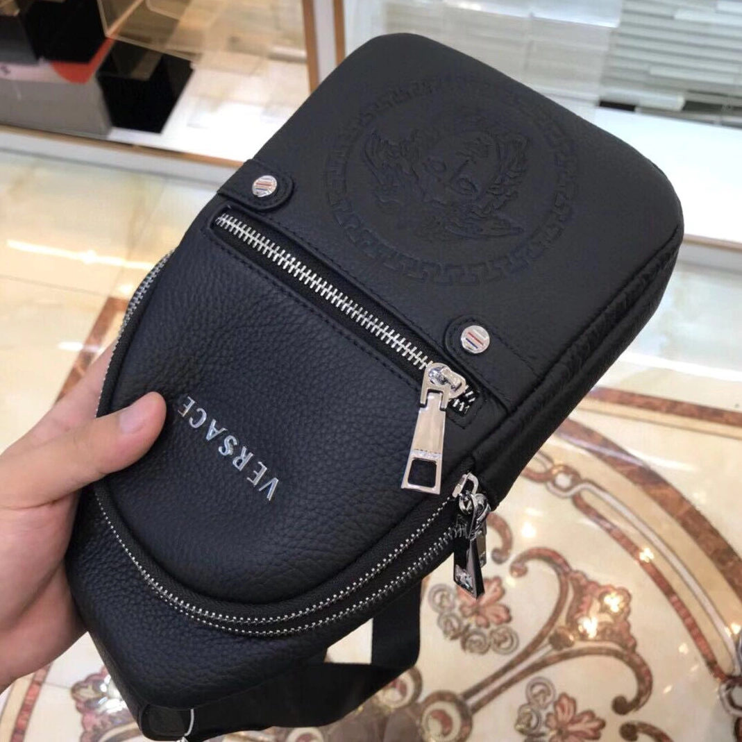 Comfortable 6981 Versace AAA Man Messenger Bags