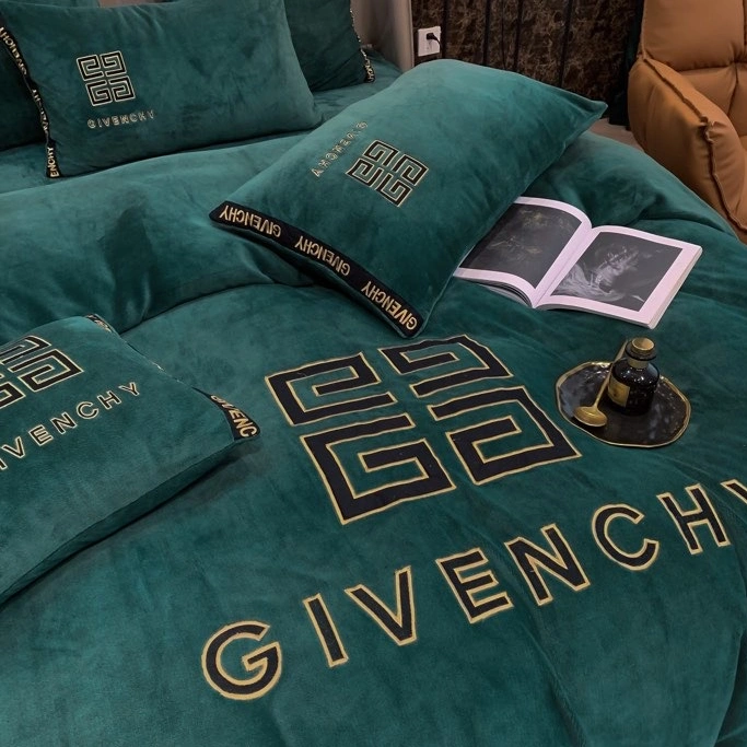 Comfortable 6991 Givenchy Bedding