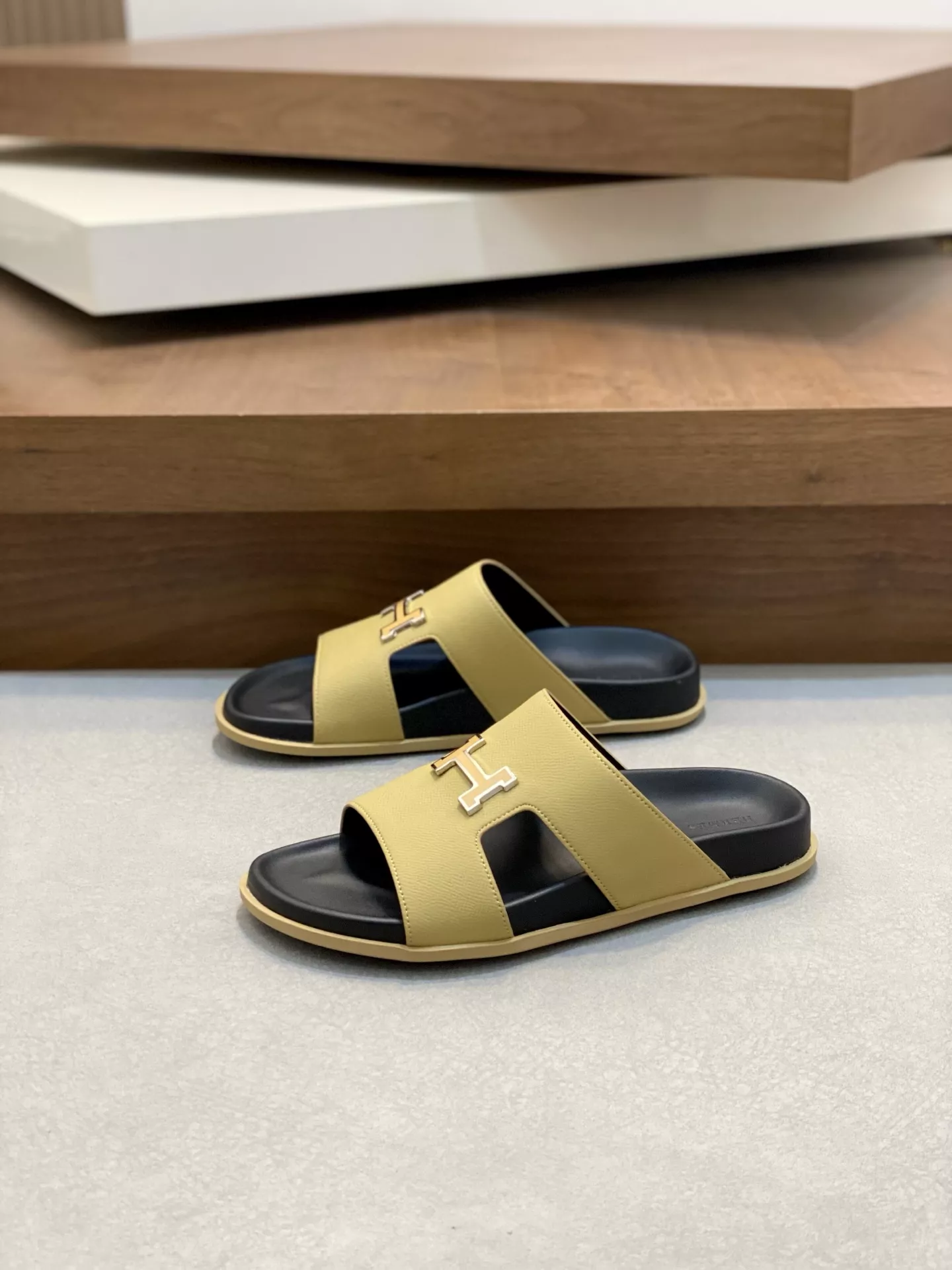 Comfortable 7023 Hermes Slippers For Men