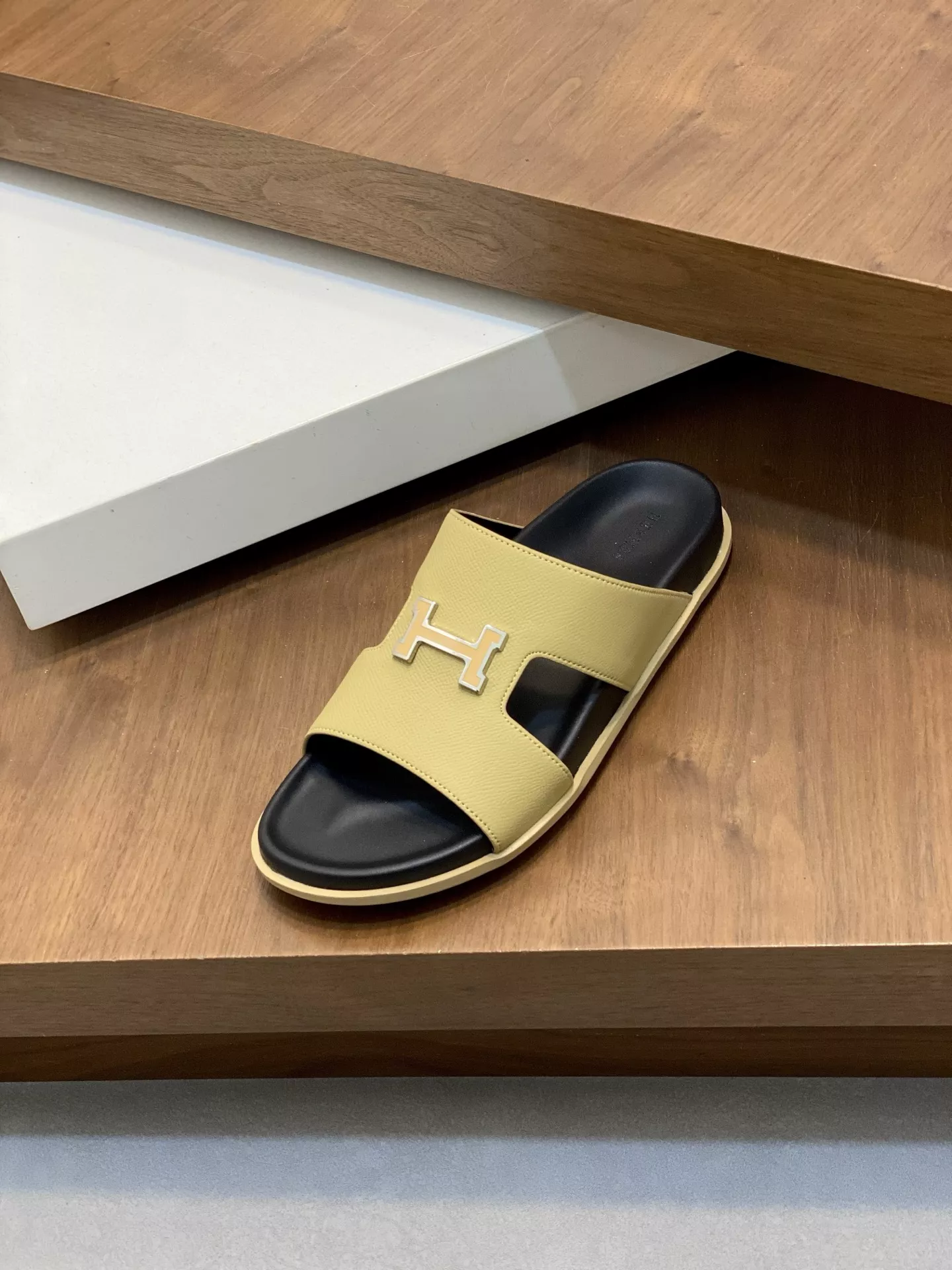Comfortable 7023 Hermes Slippers For Men