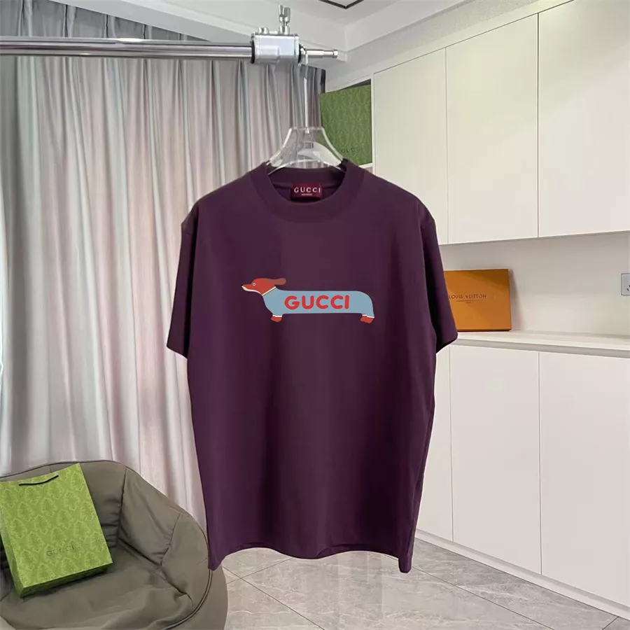 Comfortable 7160 Gucci T-Shirts Short Sleeved For Unisex