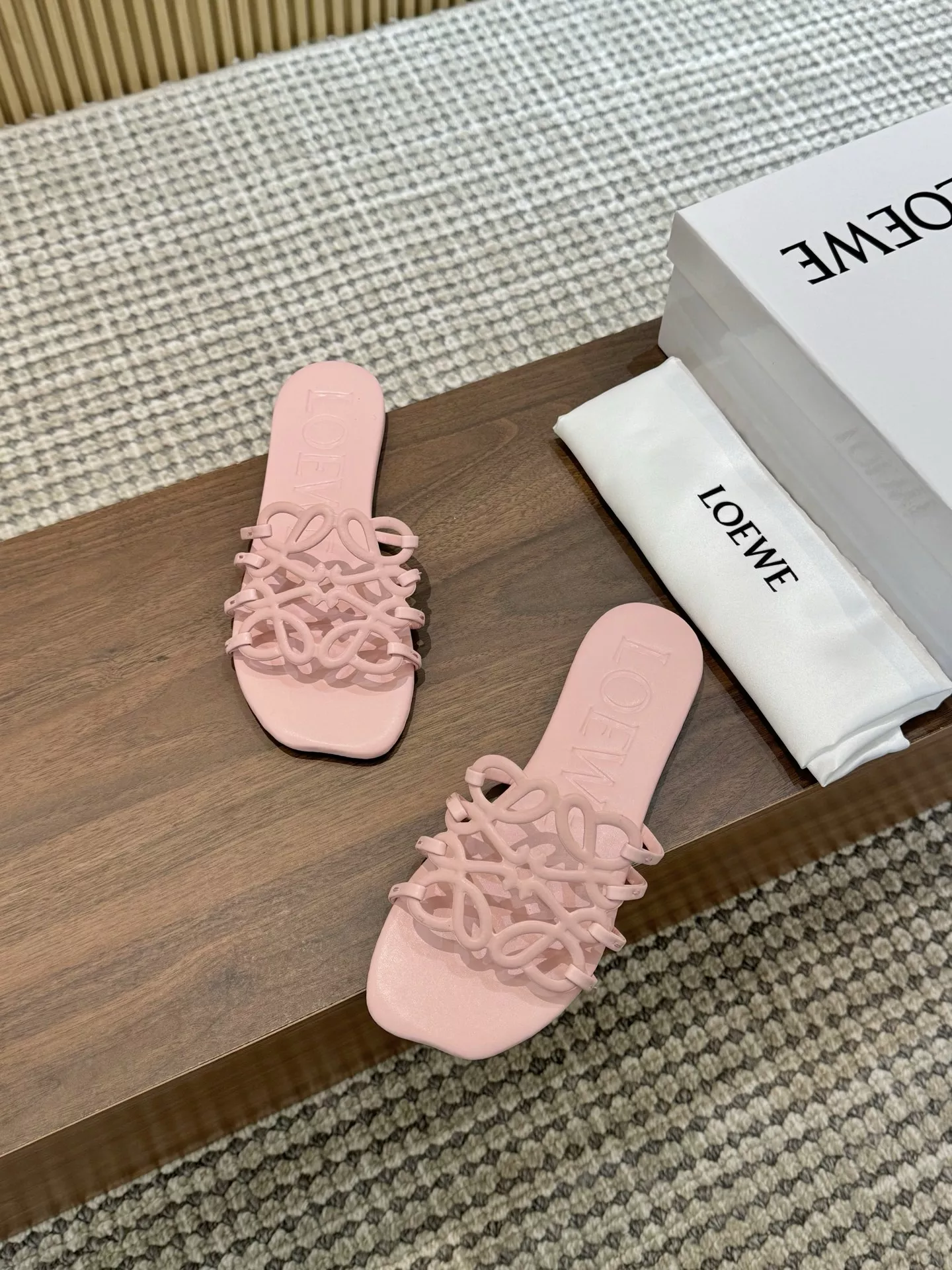 Comfortable 7268 LOEWE Slippers For Women
