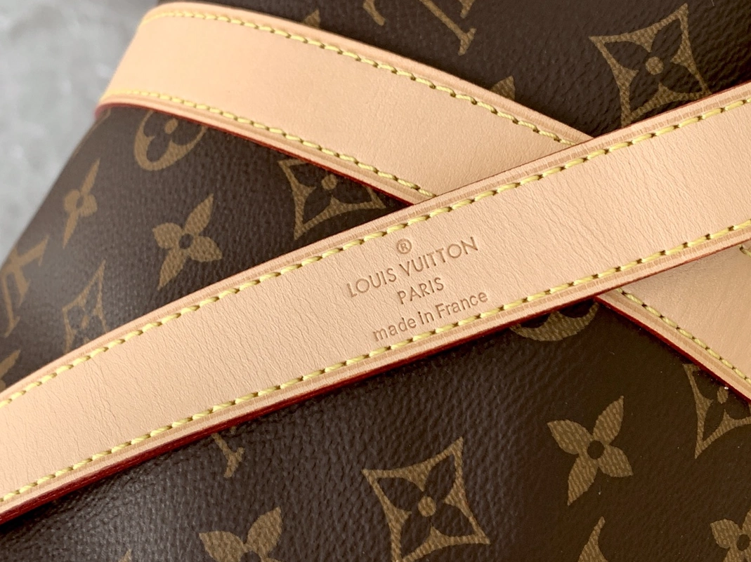 Comfortable 731 Louis Vuitton Travel Bags