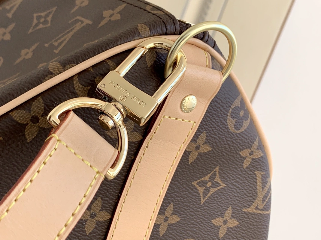 Comfortable 731 Louis Vuitton Travel Bags