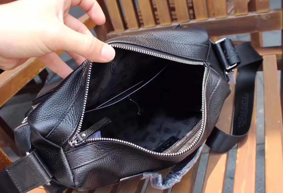 Comfortable 7324 Gucci AAA Man Messenger Bags