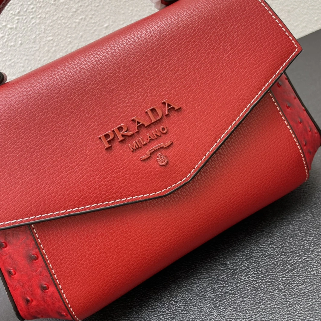 Comfortable 7371 Prada AAA Quality Messenger Bags For Women
