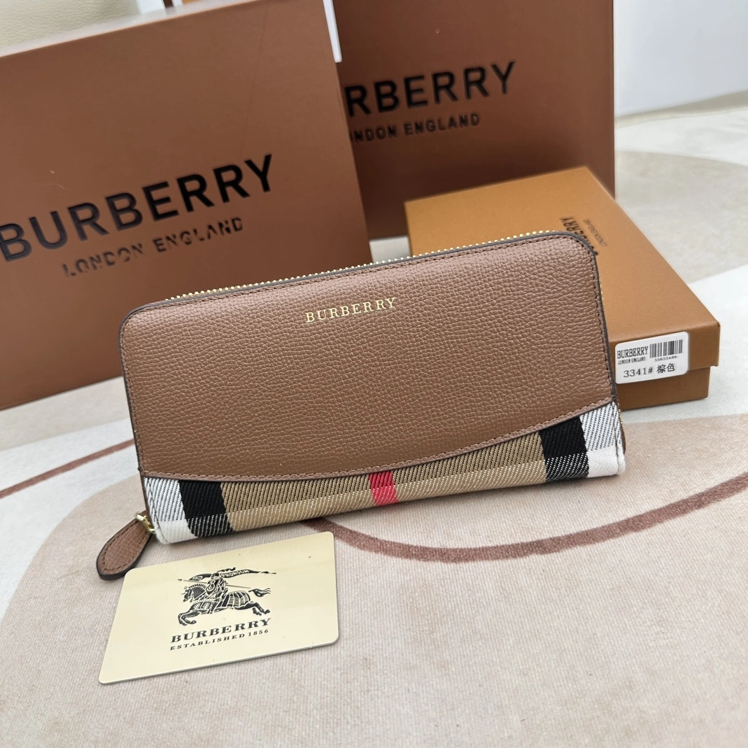 Comfortable 748 Burberry AAA Quality Wallets For Women