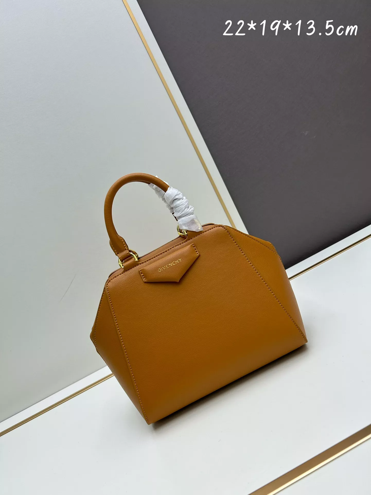 Comfortable 7490 Givenchy AAA Quality Handbags For Women