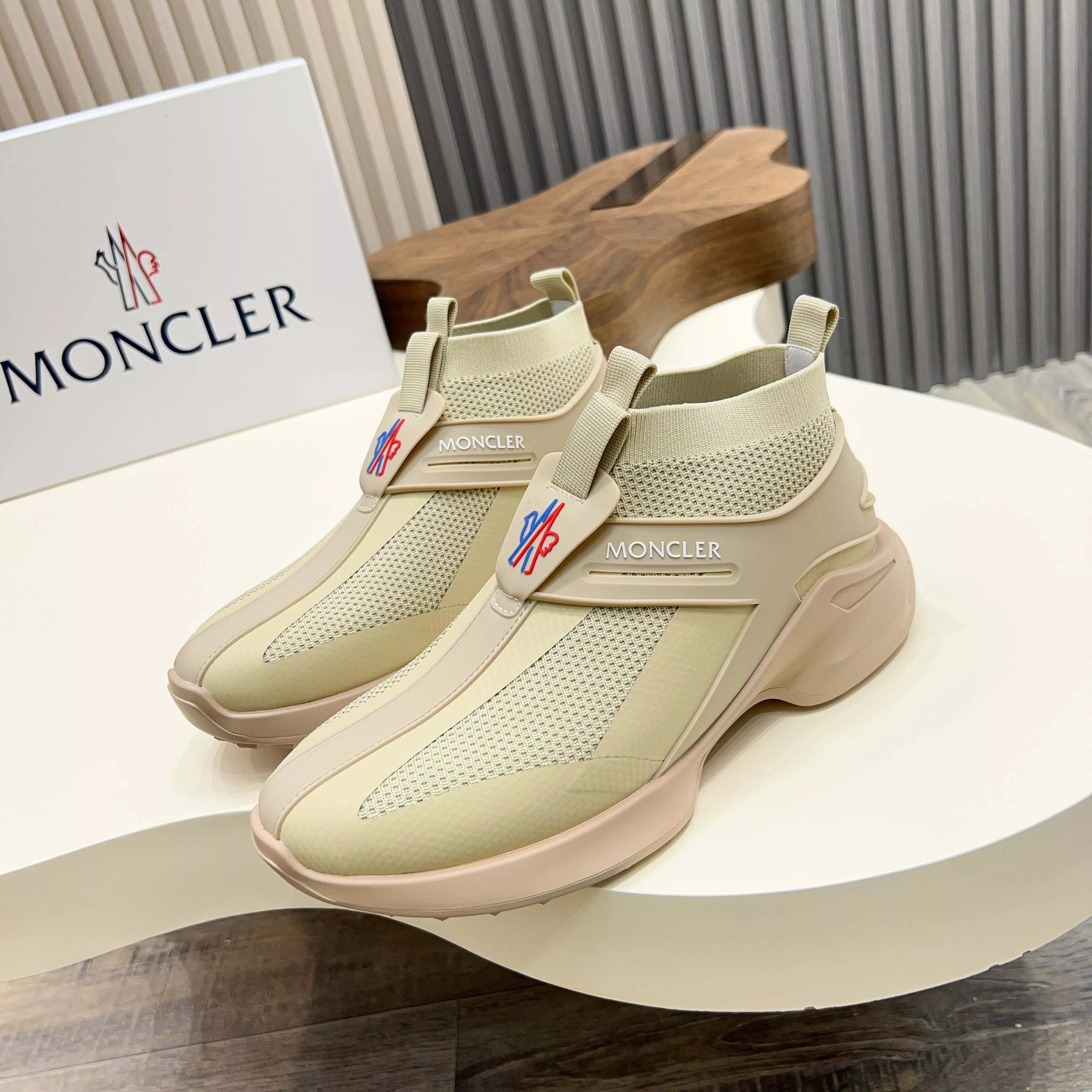 Comfortable 7501 Moncler Casual Shoes For Men