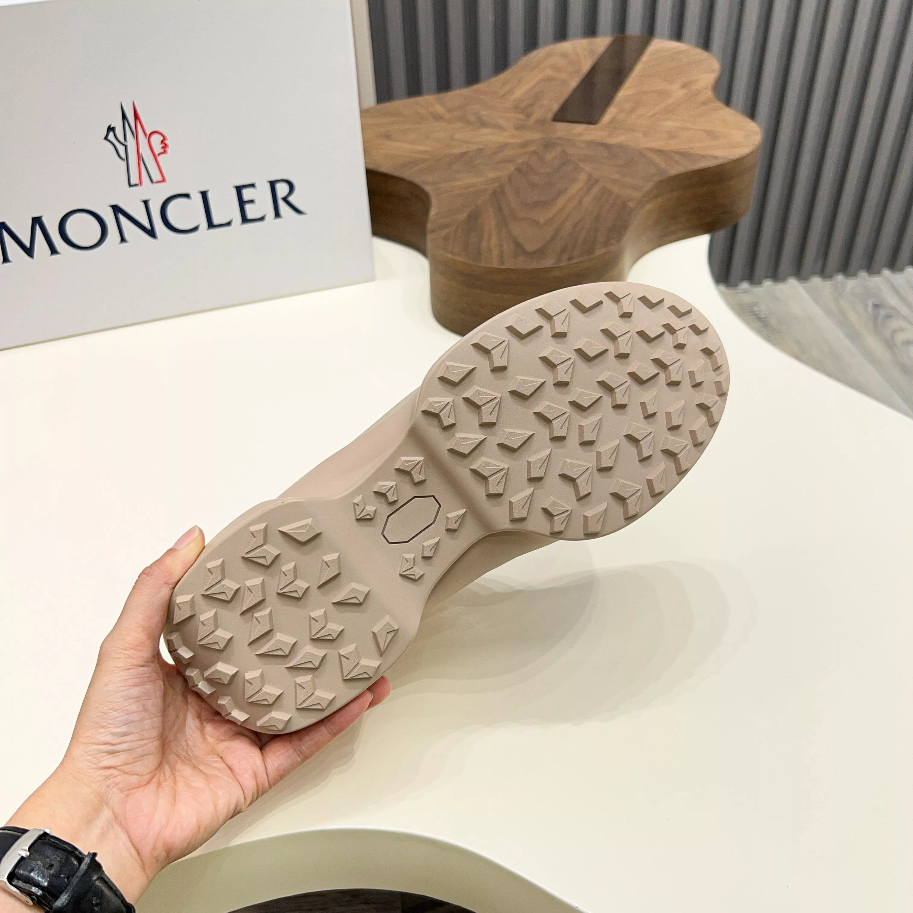 Comfortable 7501 Moncler Casual Shoes For Men