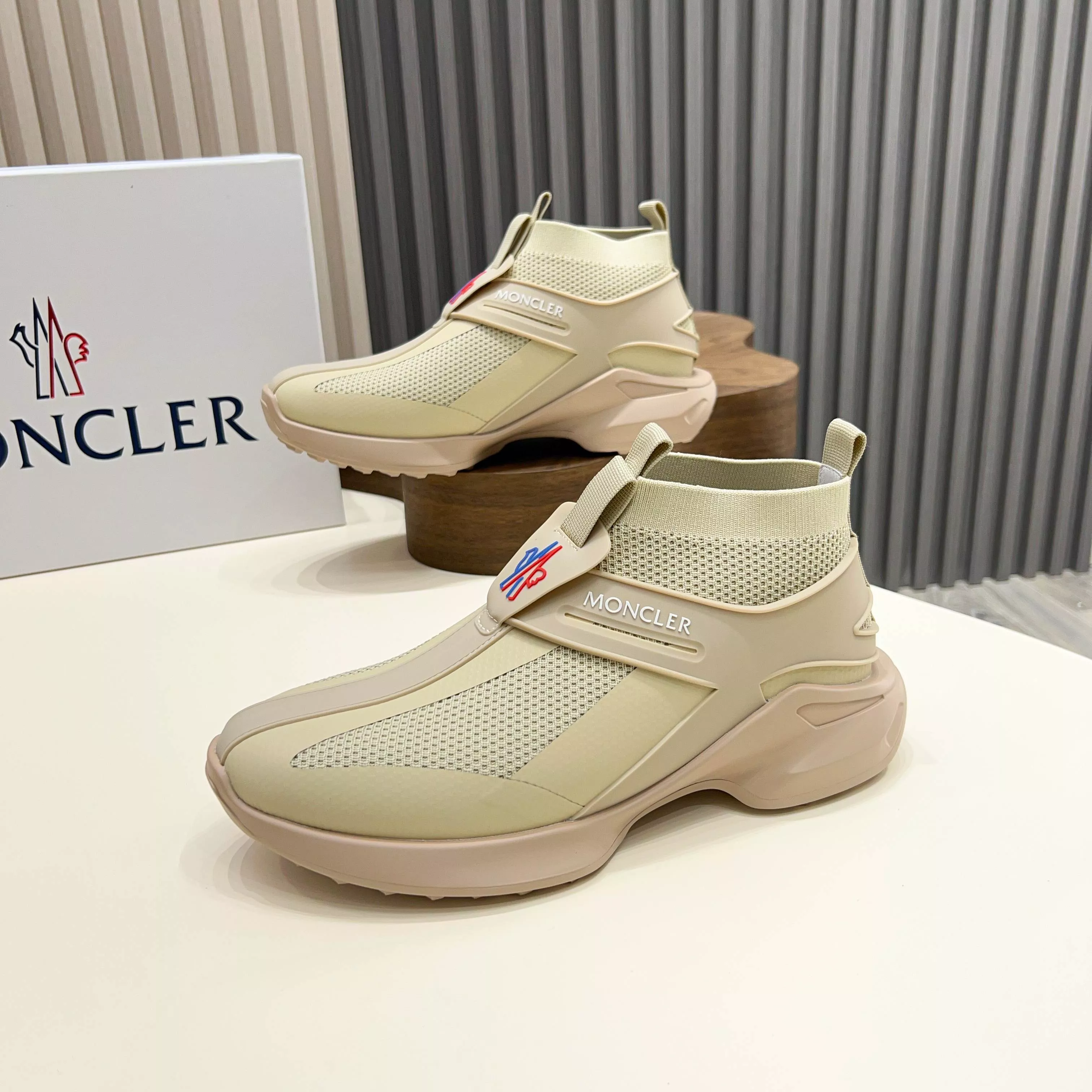 Comfortable 7501 Moncler Casual Shoes For Men