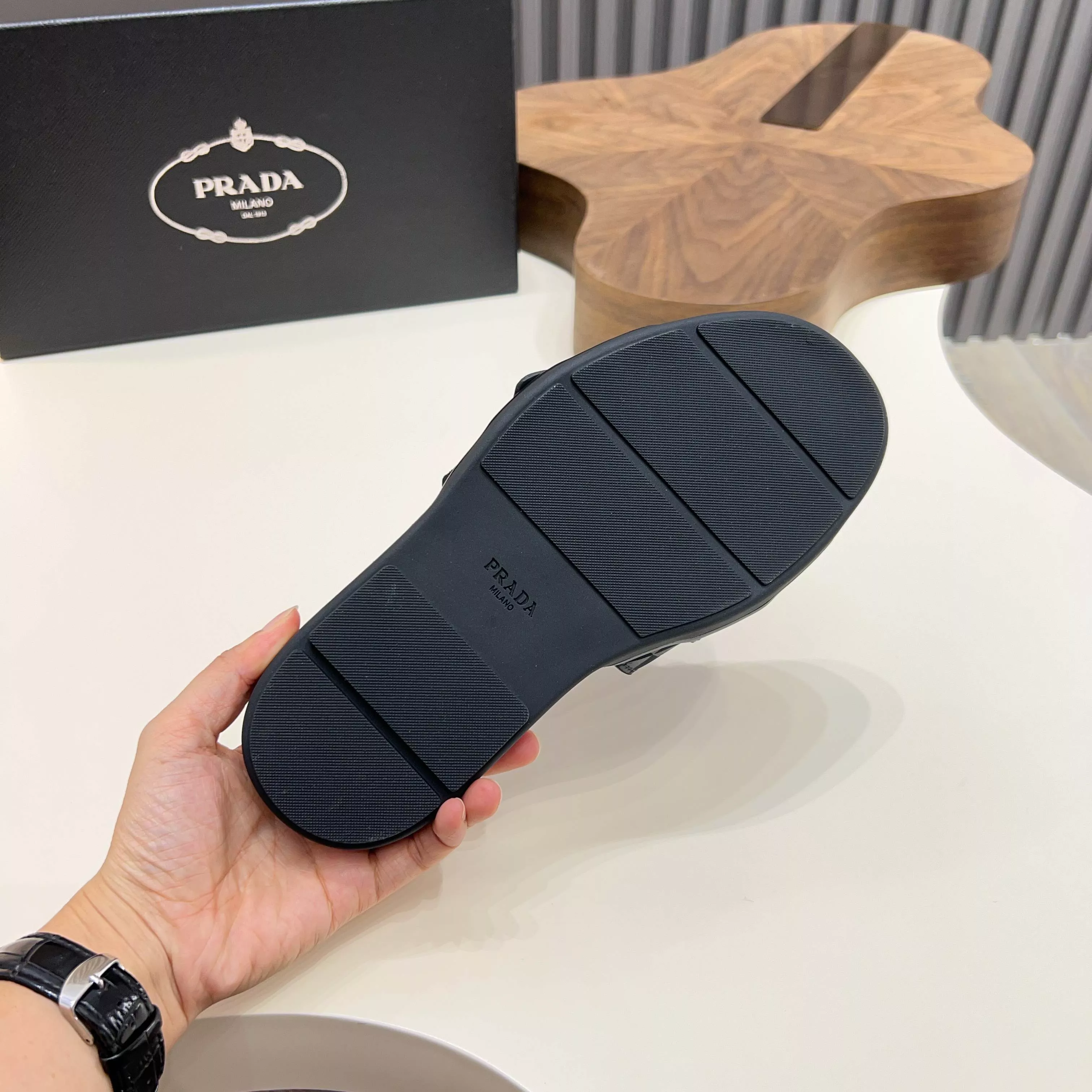 Comfortable 7555 Prada Slippers For Men