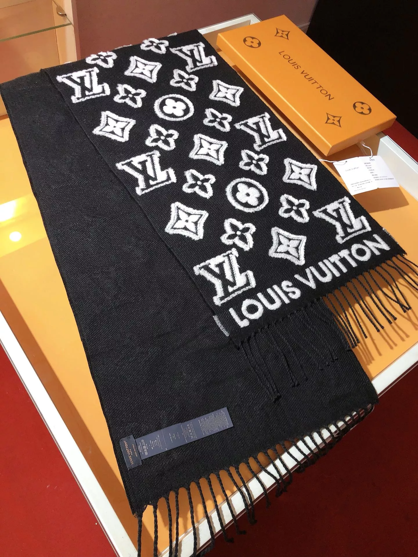 Comfortable 7595 Louis Vuitton Scarf For Women