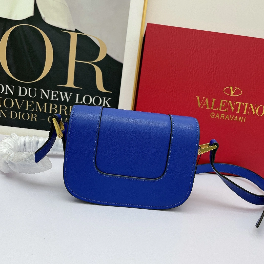 Comfortable 7615 Valentino AAA Quality Messenger Bags For Women