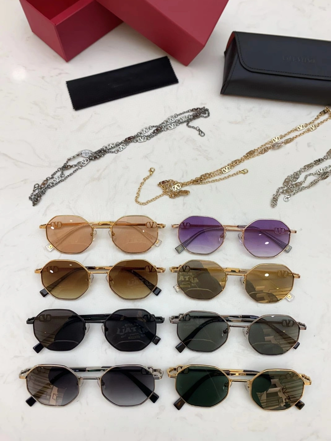 Comfortable 7618 Valentino AAA Quality Sunglasses