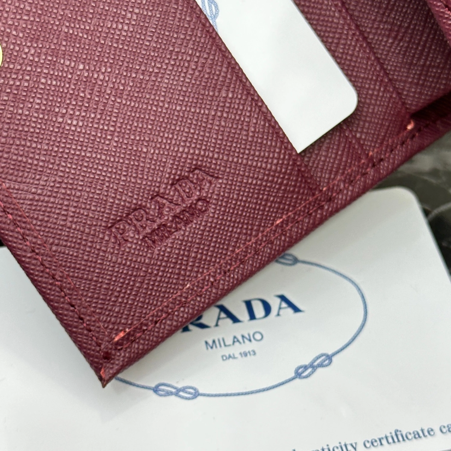 Comfortable 7636 Prada Wallets For Women
