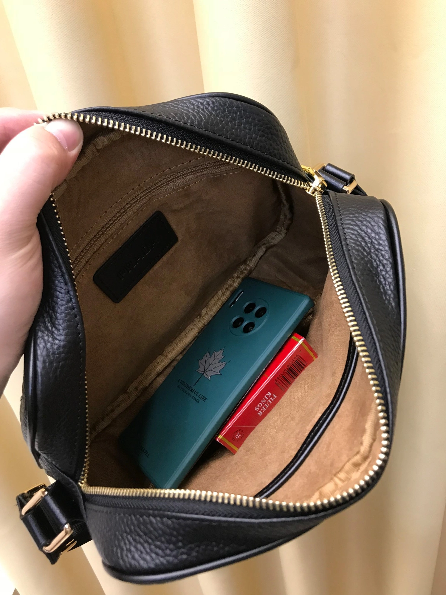 Comfortable 7765 Prada AAA Man Messenger Bags