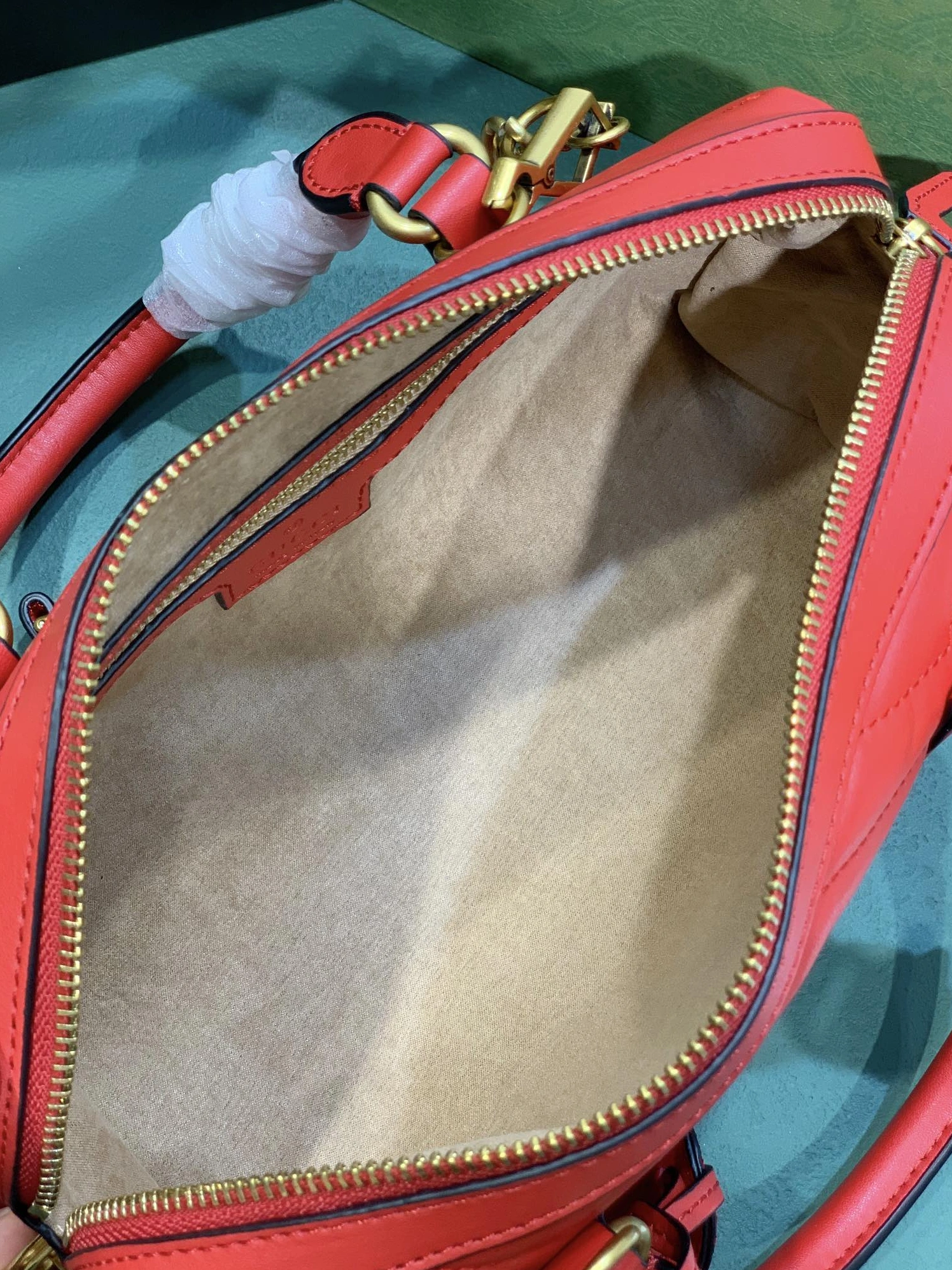 Comfortable 777 Gucci AAA Quality Handbags For Women