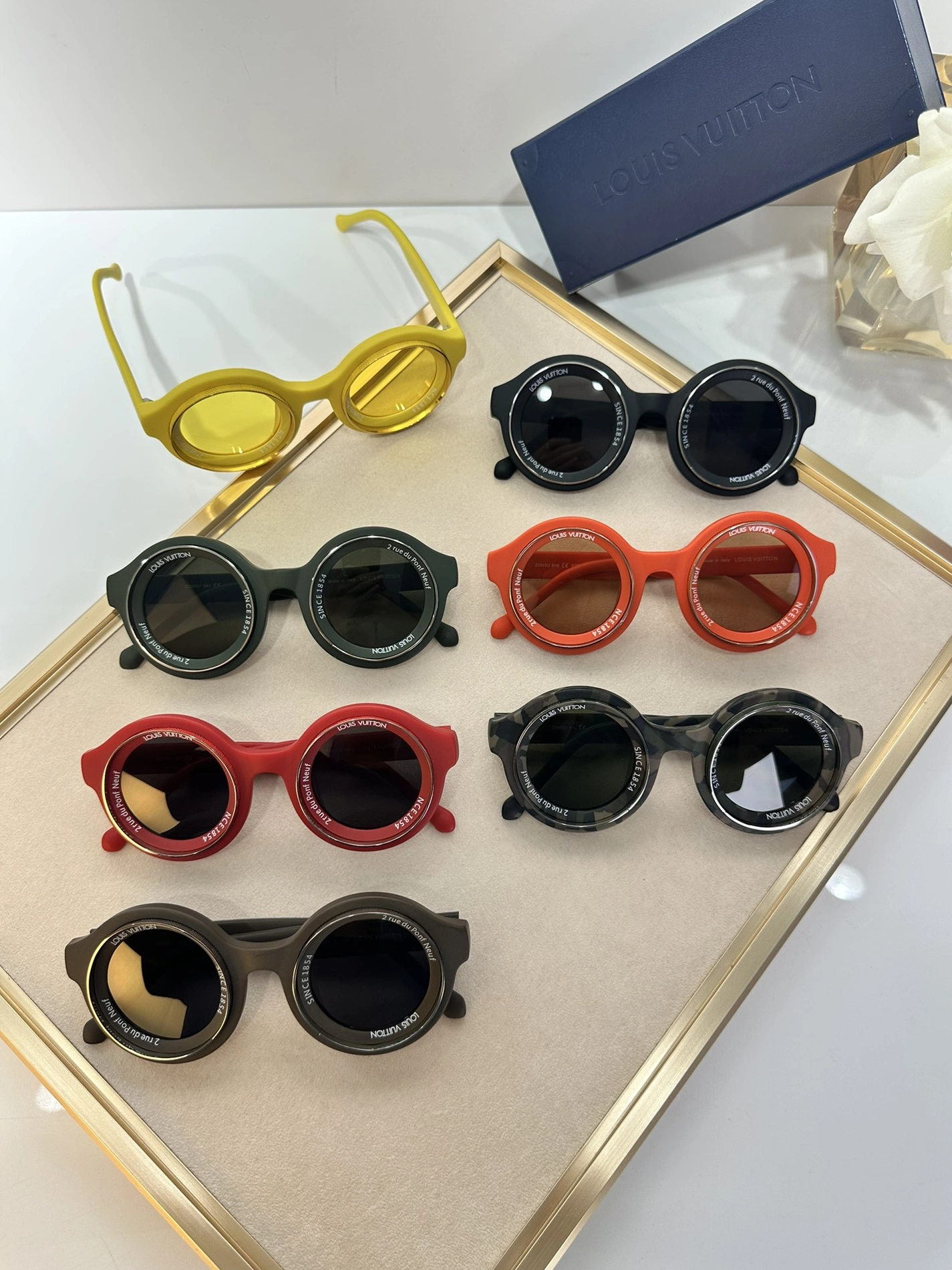 Comfortable 7818 Louis Vuitton AAA Quality Sunglasses