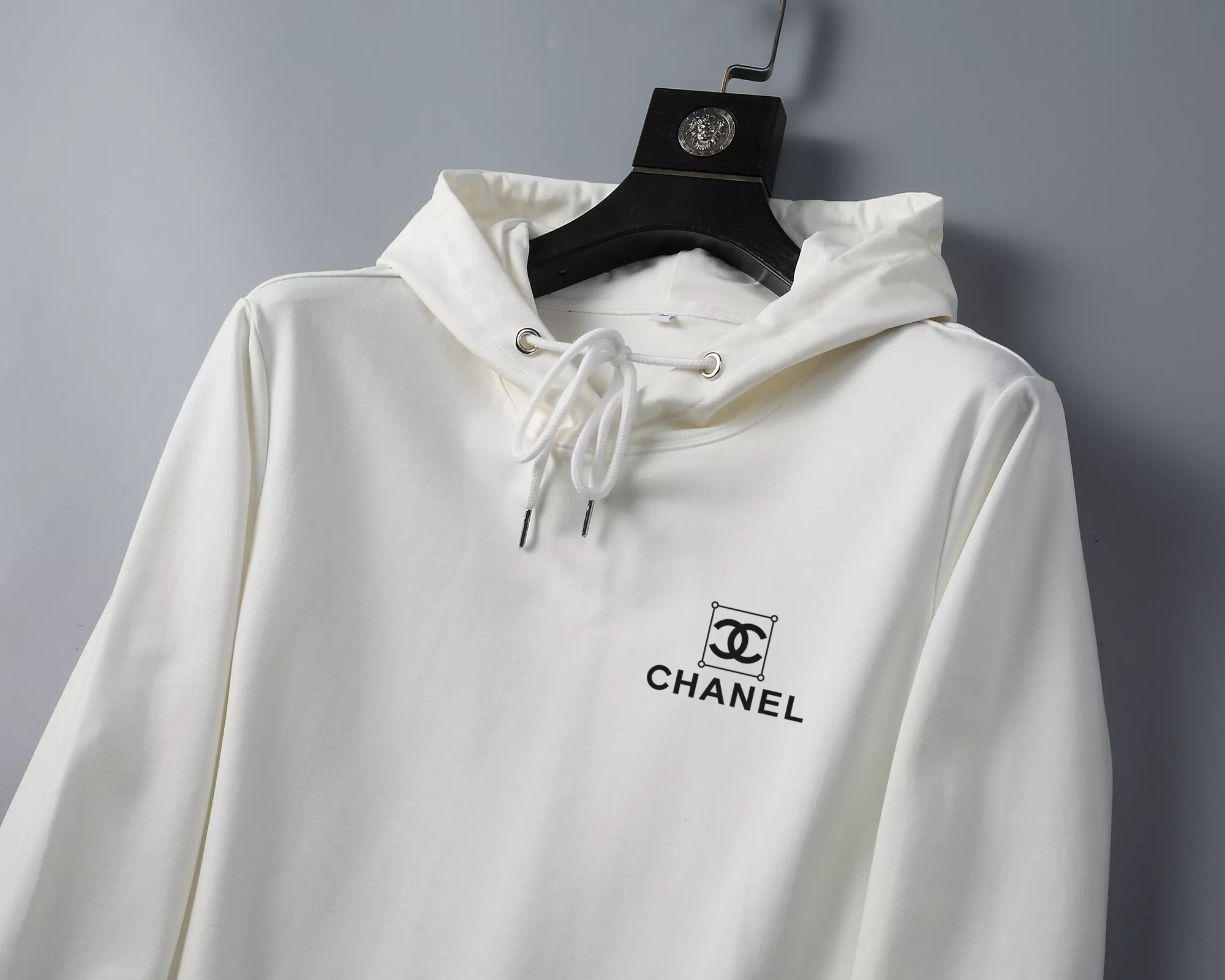 Comfortable 8152 Chanel Hoodies Long Sleeved For Men