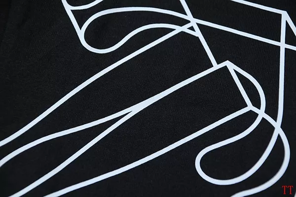 Comfortable 823 Off-White T-Shirts Short Sleeved For Unisex