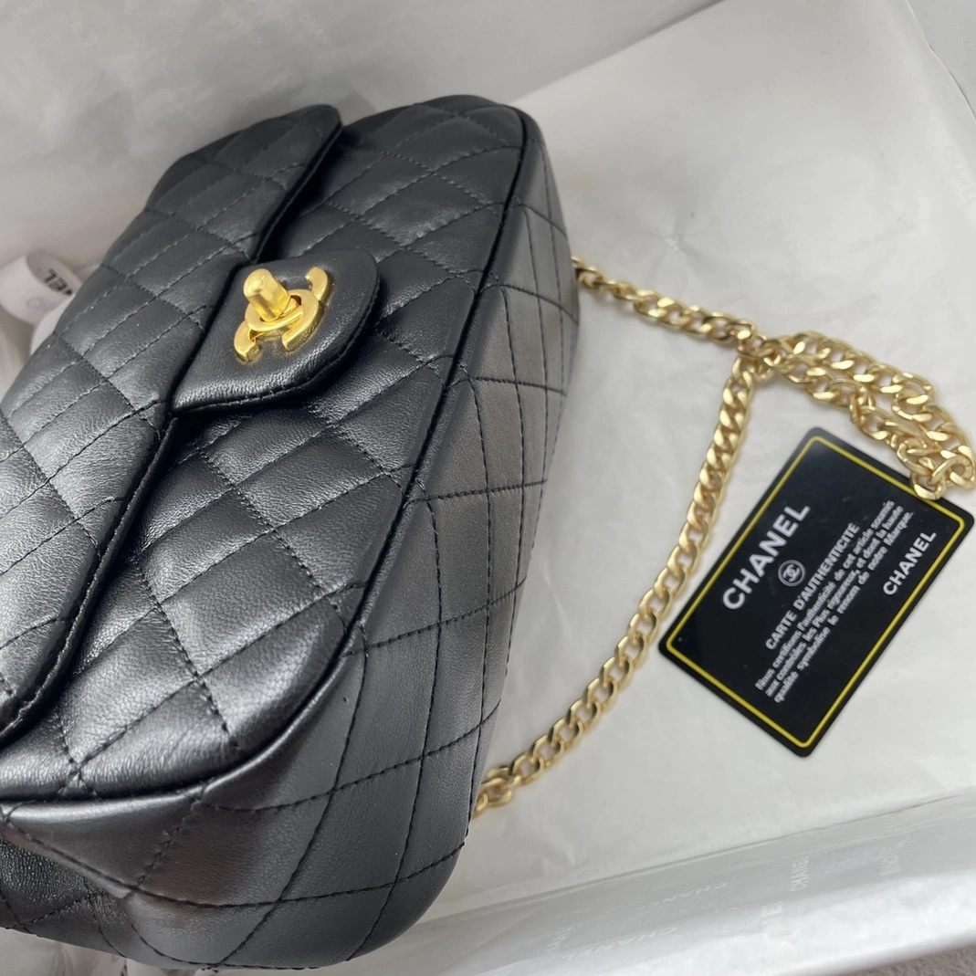 Comfortable 8279 Chanel AAA Quality Messenger Bags For Women