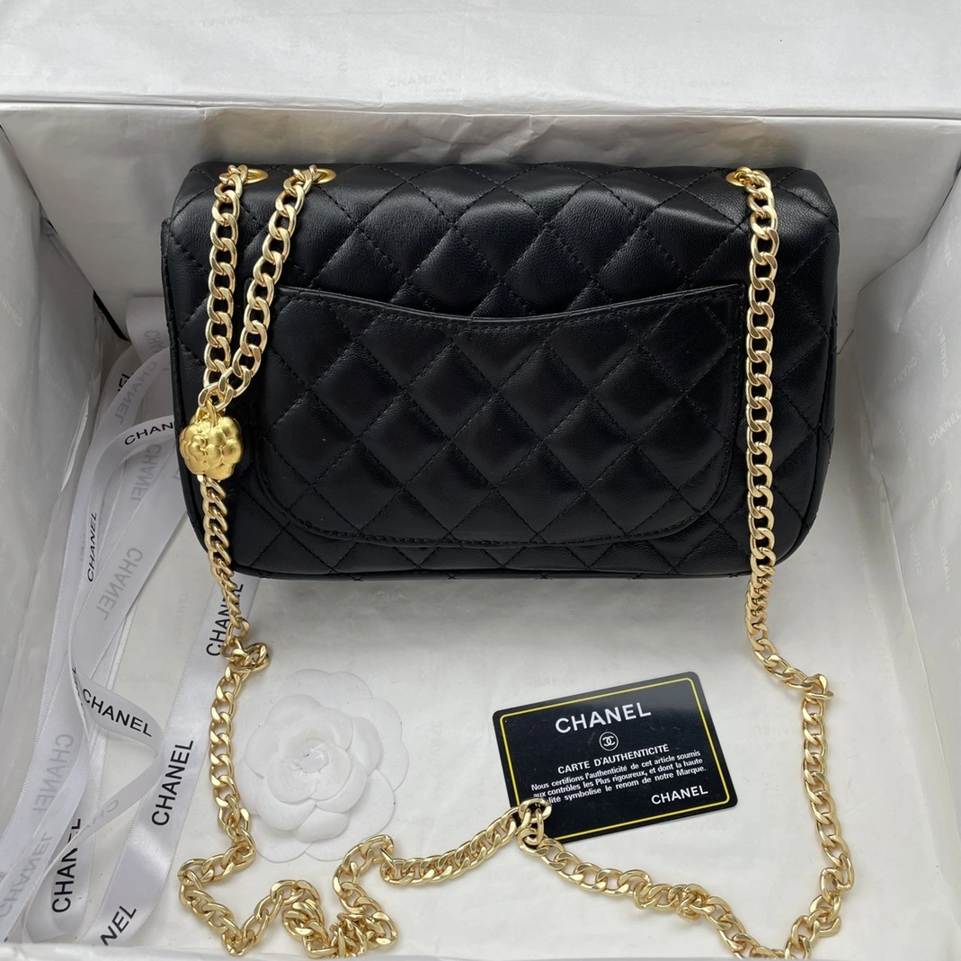 Comfortable 8279 Chanel AAA Quality Messenger Bags For Women