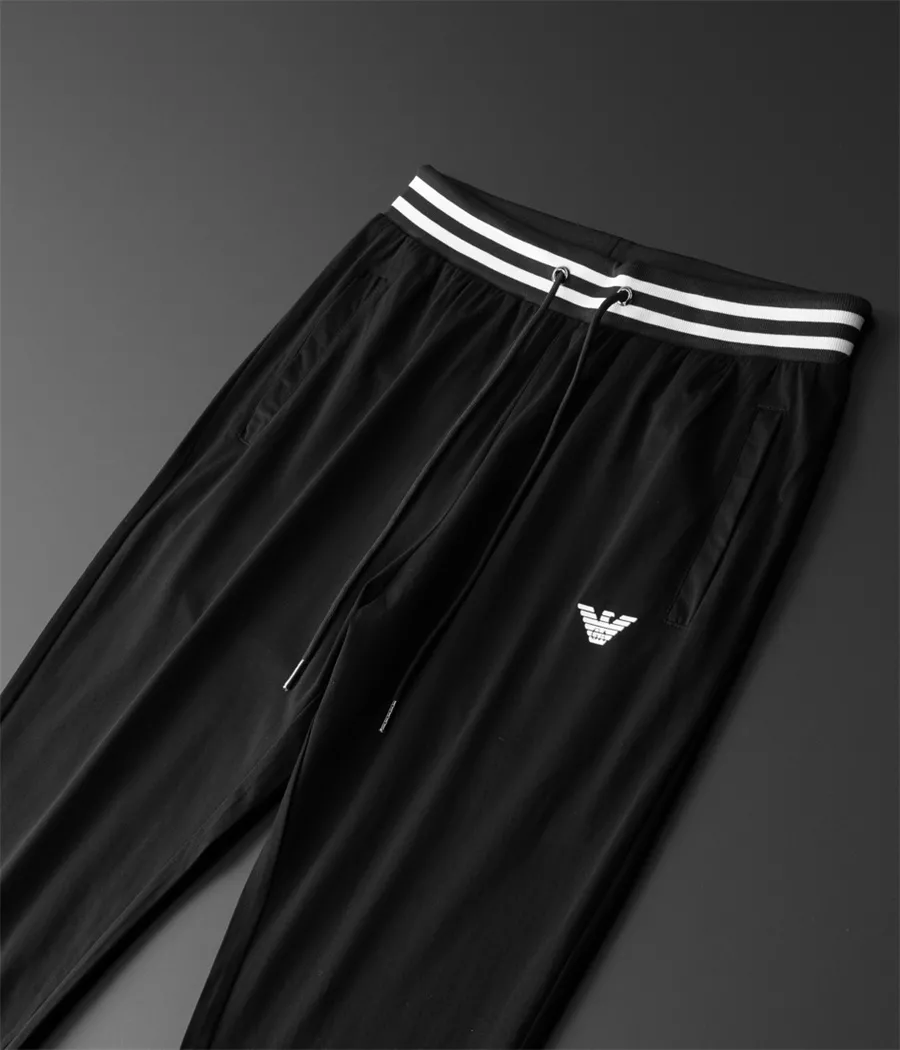 Comfortable 8285 Armani Tracksuits Short Sleeved For Men