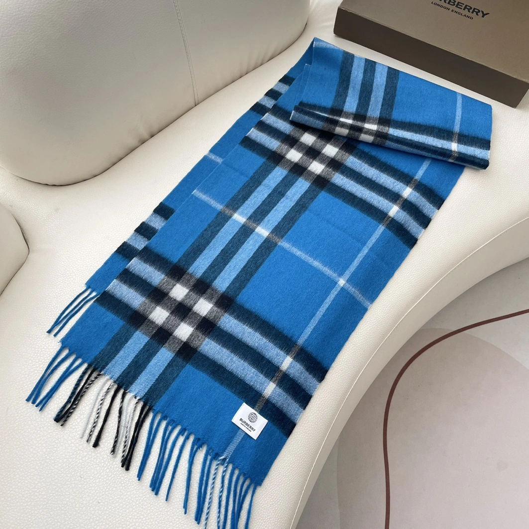 Comfortable 8329 Burberry Scarf