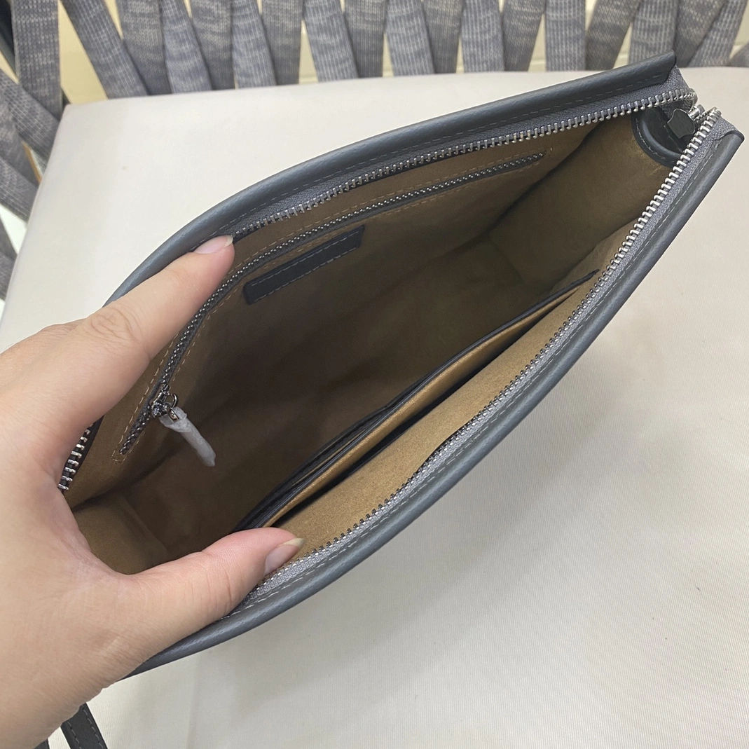 Comfortable 8330 Gucci AAA Man Wallets