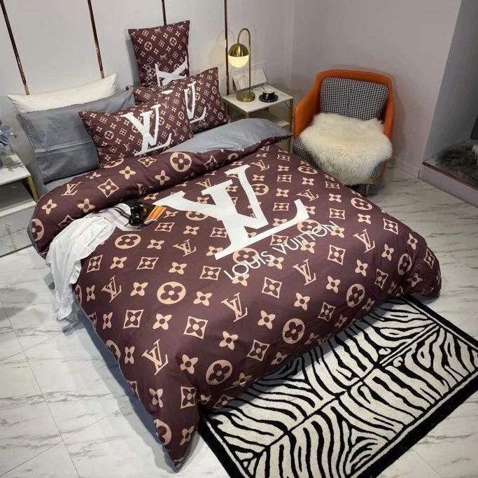 Comfortable 8418 Louis Vuitton Bedding