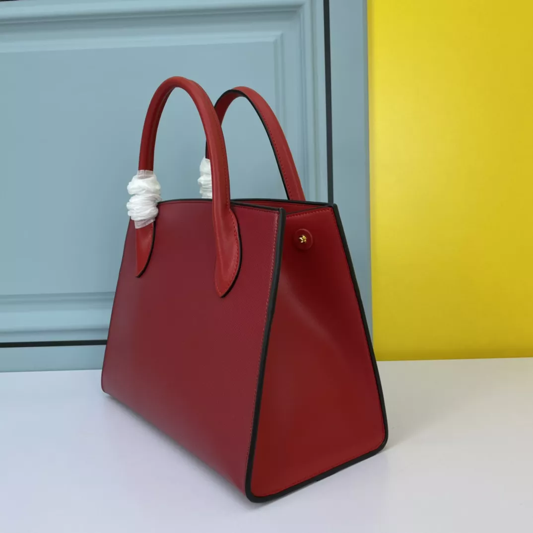 Comfortable 8424 Prada AAA Quality Handbags For Women