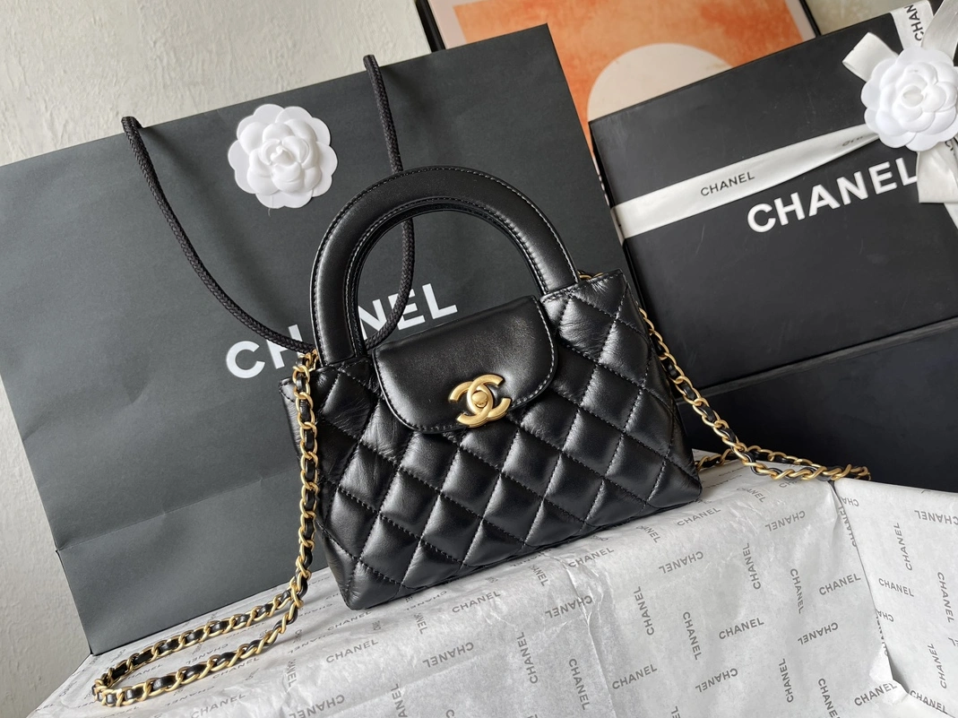 Comfortable 847 Chanel AAA Quality Handbags For Women