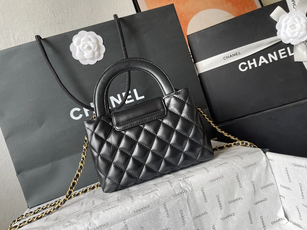 Comfortable 847 Chanel AAA Quality Handbags For Women