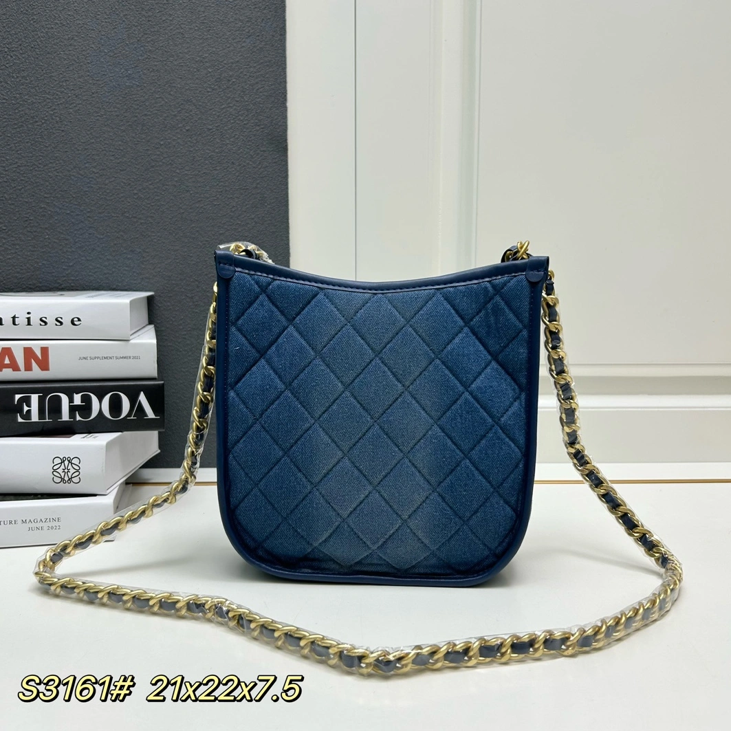 Comfortable 8640 Chanel AAA Quality Shoulder Bags For Women