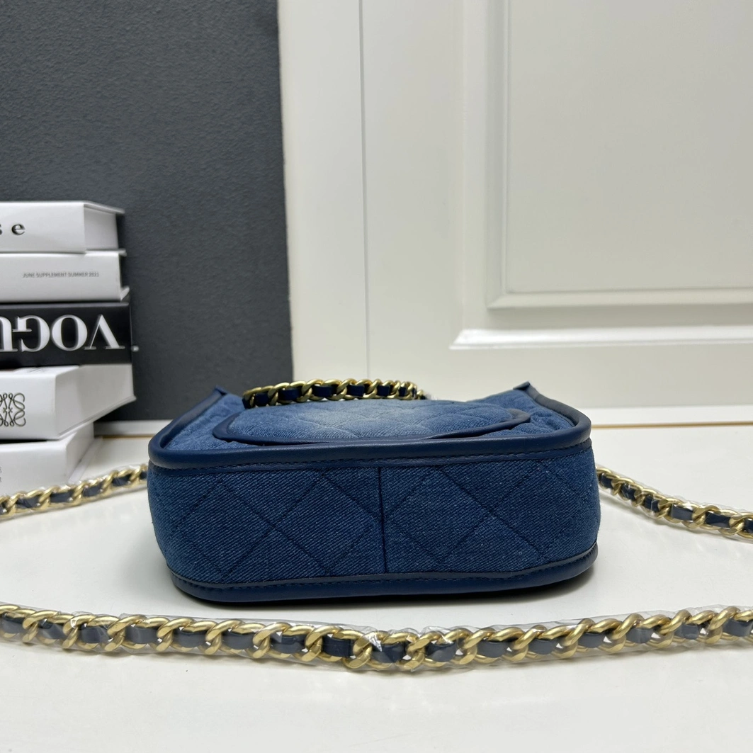 Comfortable 8640 Chanel AAA Quality Shoulder Bags For Women
