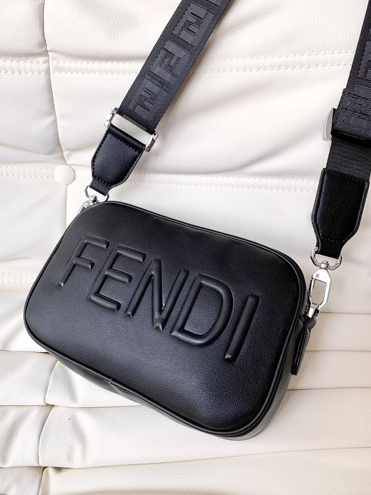 Comfortable 8720 Fendi AAA Man Messenger Bags