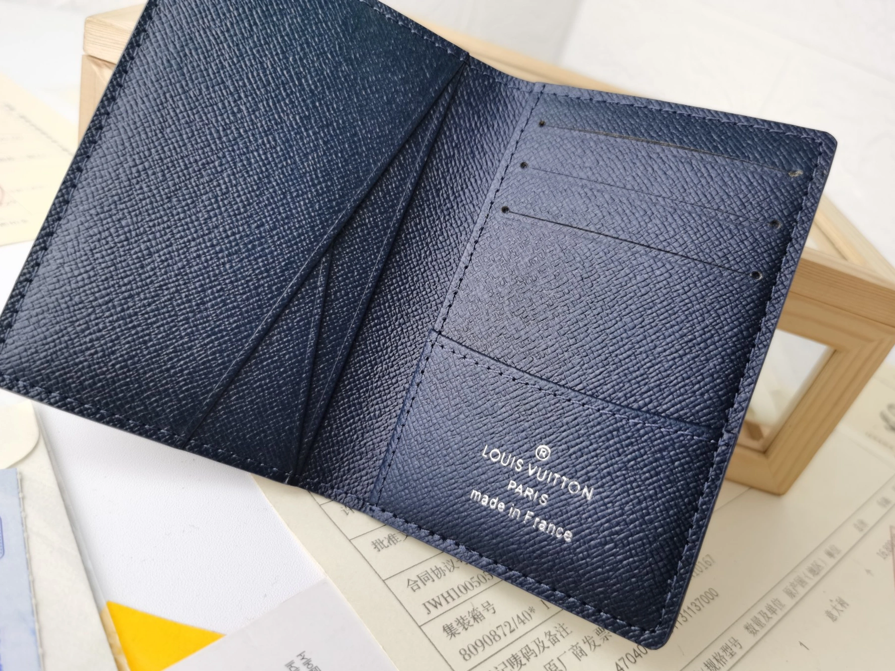 Comfortable 8732 Louis Vuitton LV Card Case For Unisex