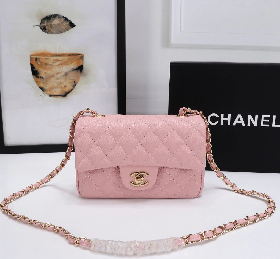 Comfortable 8739 Chanel AAA Quality Messenger Bags For Women