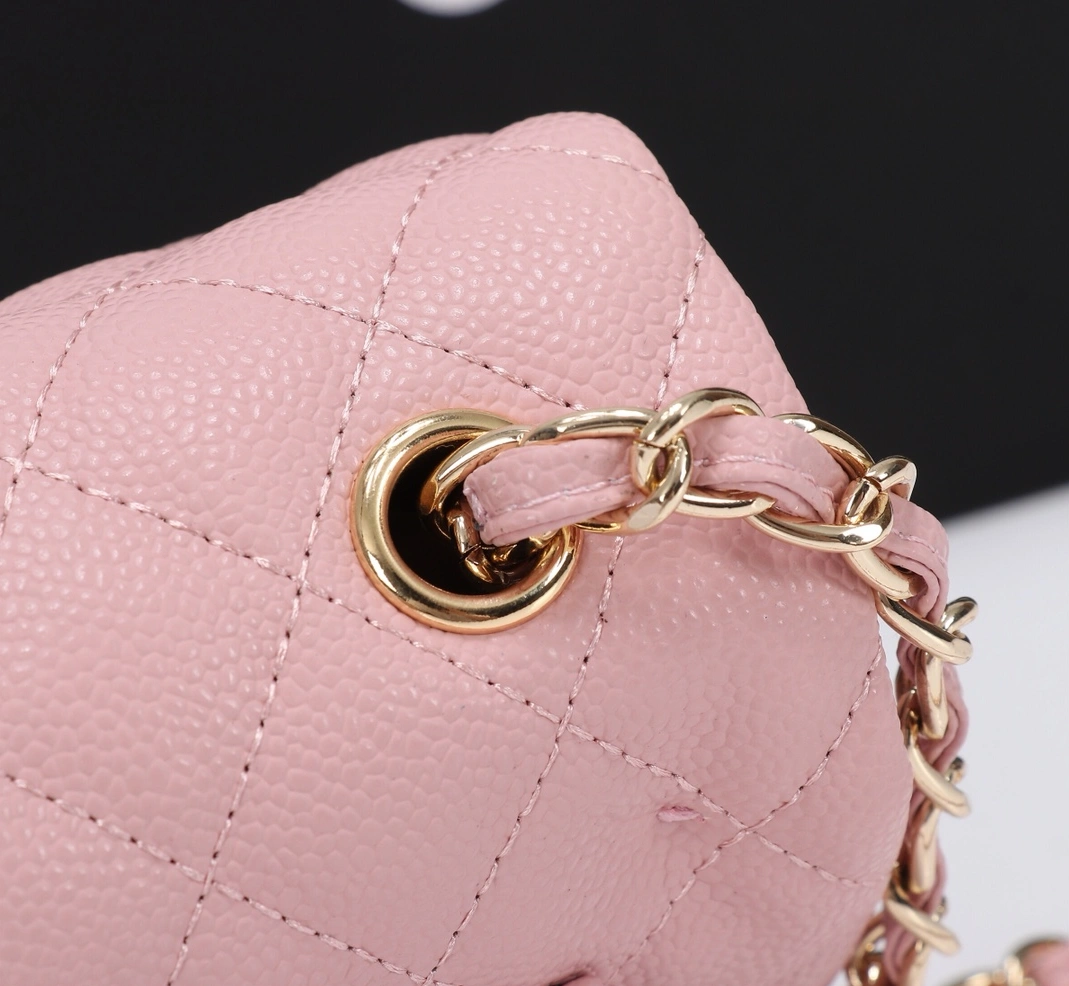 Comfortable 8739 Chanel AAA Quality Messenger Bags For Women