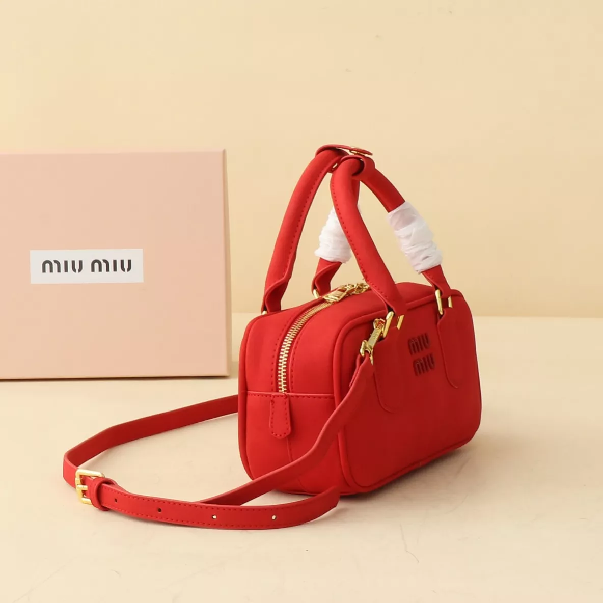 Comfortable 8753 MIU MIU AAA Quality Handbags For Women