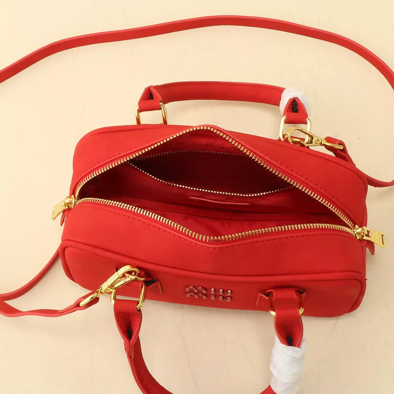 Comfortable 8753 MIU MIU AAA Quality Handbags For Women