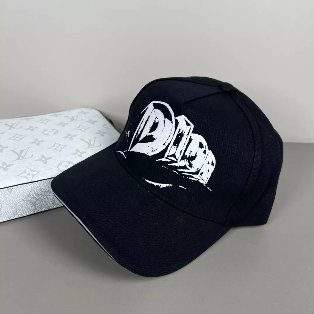 Comfortable 8827 Christian Dior Caps
