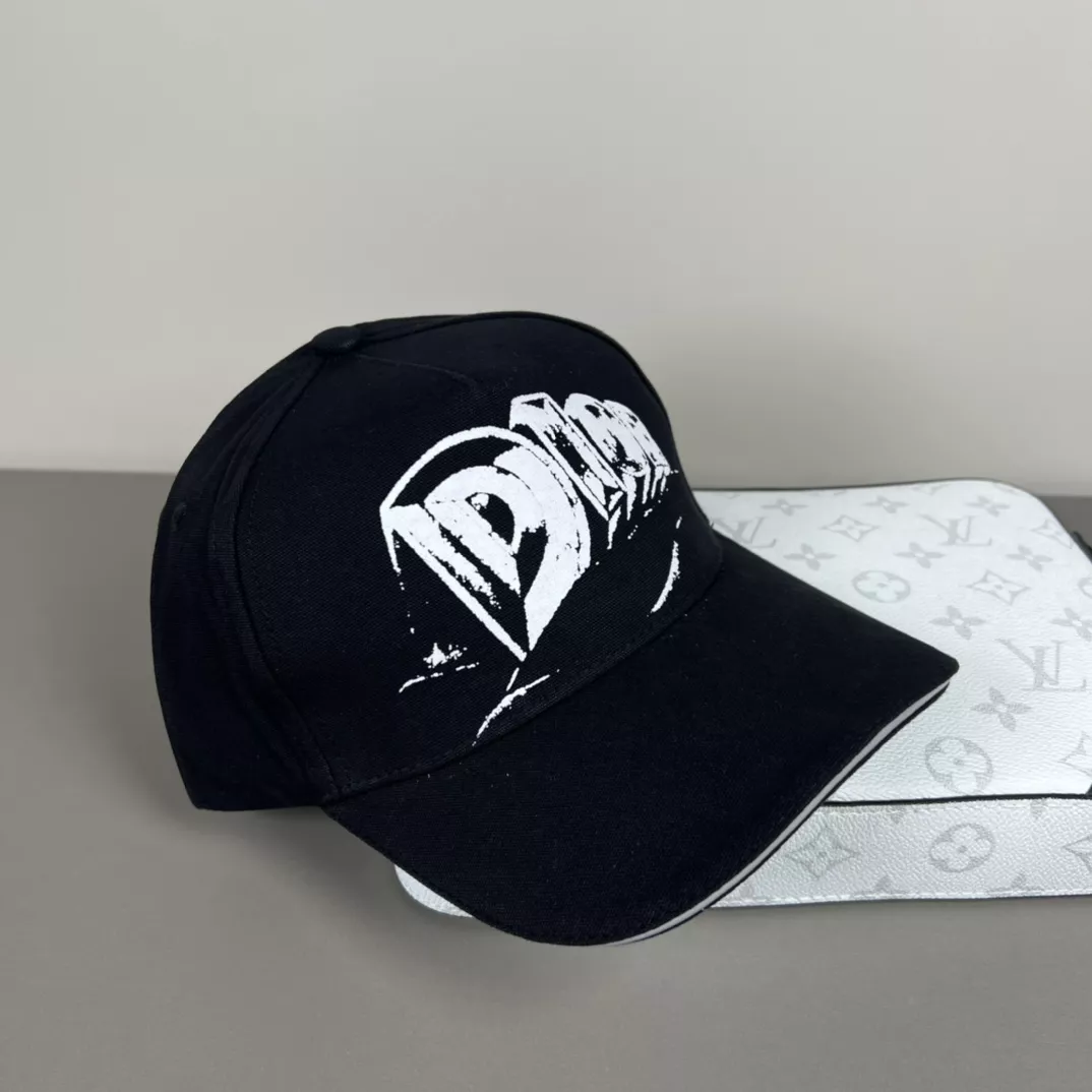 Comfortable 8827 Christian Dior Caps