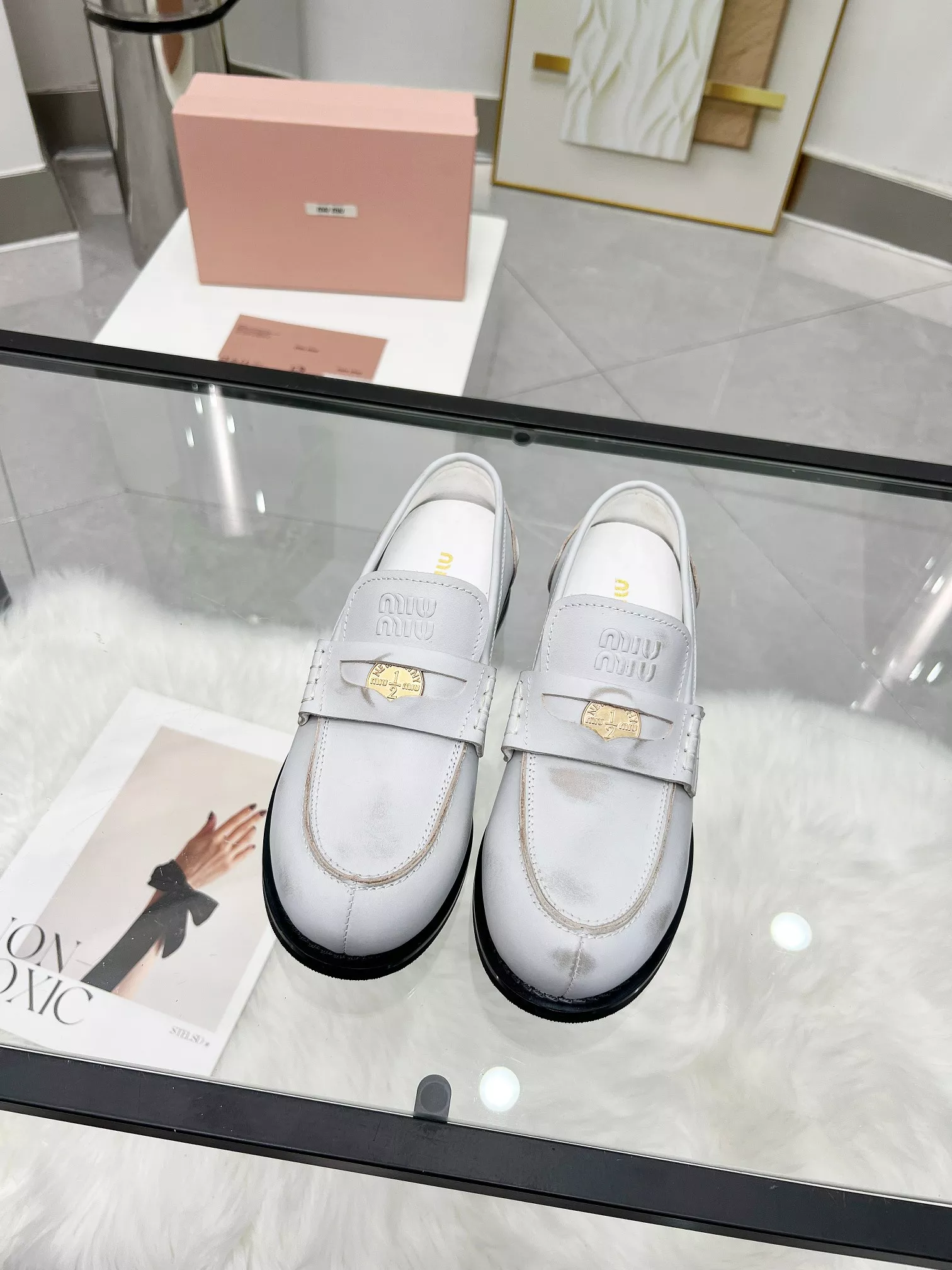 Comfortable 8837 MIU MIU Leather Shoes For Women